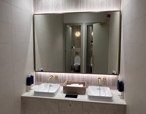 Guest Bathroom LED Mirrors: A Professional Guide to Specification, Performance, and Risk