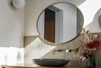 Choosing the Right LED Mirror for Luxury Apartment Bathrooms: A Complete Specification Guide